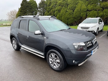 Used Dacia Duster 2015 for sale - 78236964: Photo