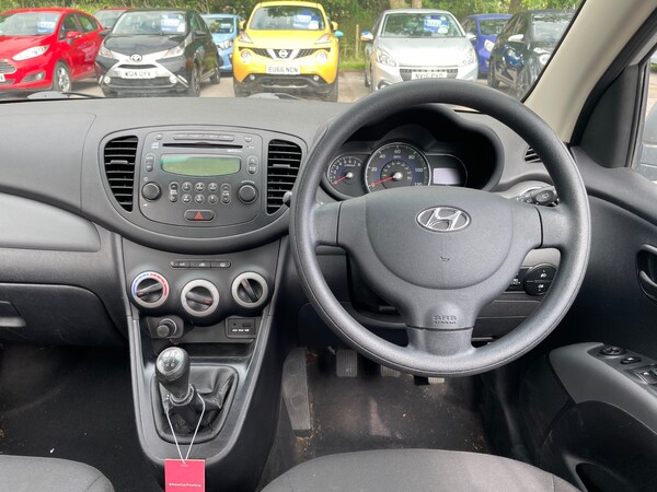 Used Hyundai i10 2011 for sale - 74902853: Photo 10