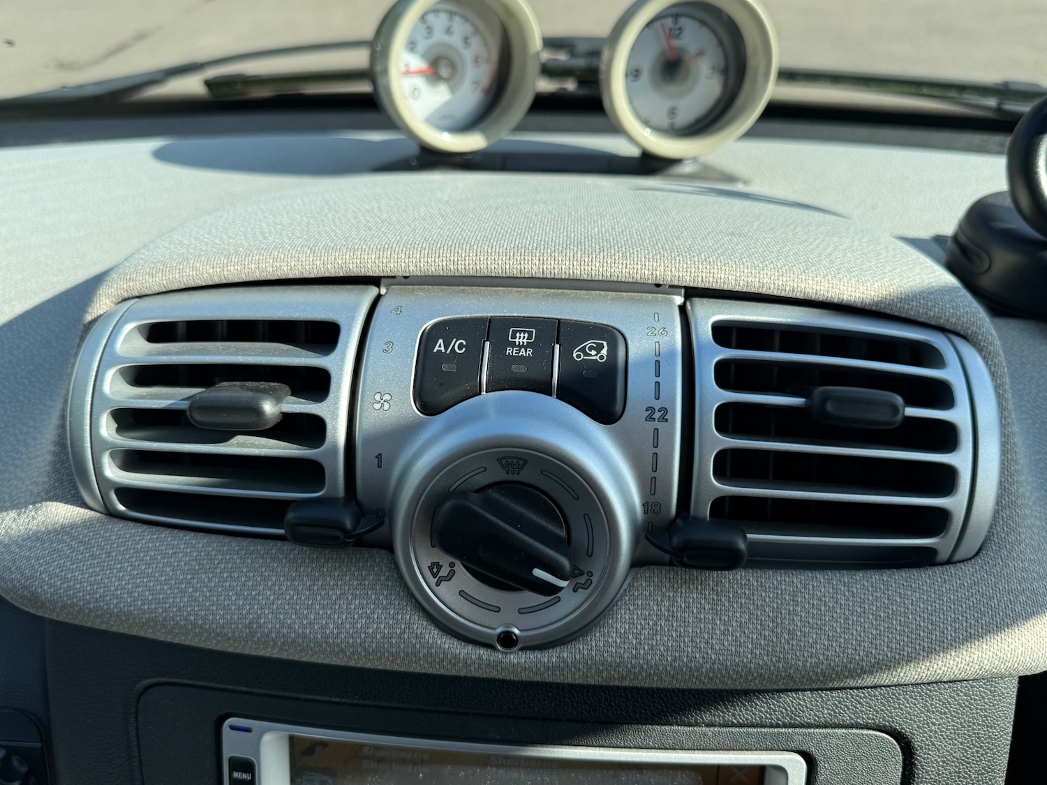 Used smart fortwo 2013 for sale - 77715007: Photo 13