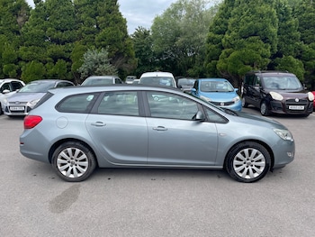 Used Vauxhall Astra 2010 for sale - 78497055: Photo