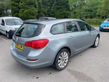 Used Vauxhall Astra 2010 for sale - 78497055: Photo