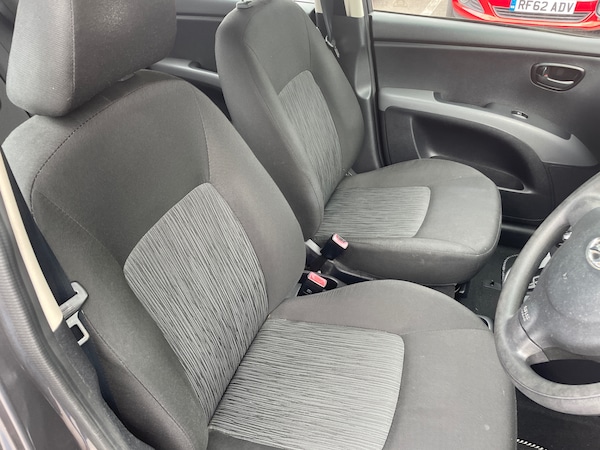 Used Hyundai i10 2011 for sale - 74854445: Photo 12