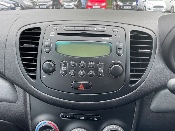 Used Hyundai i10 2011 for sale - 74854445: Photo 15