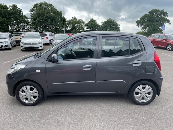 Used Hyundai i10 2011 for sale - 74854445: Photo 7