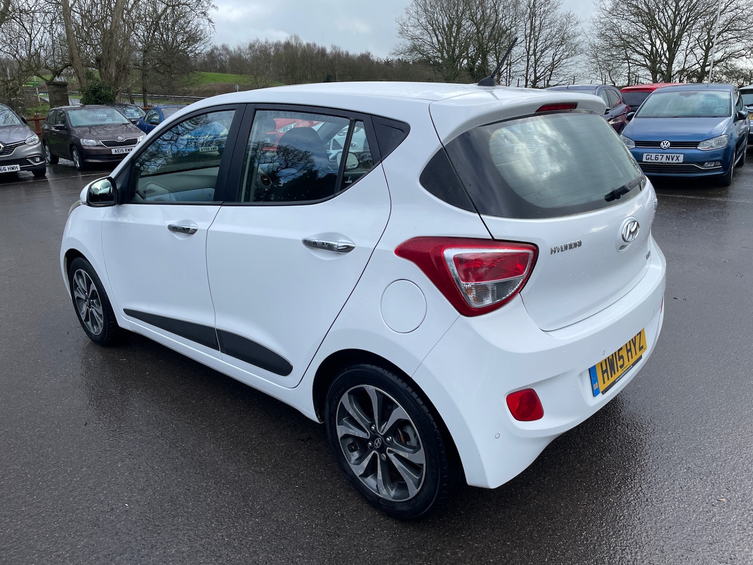 Used Hyundai i10 2015 for sale - 77351008: Photo 6