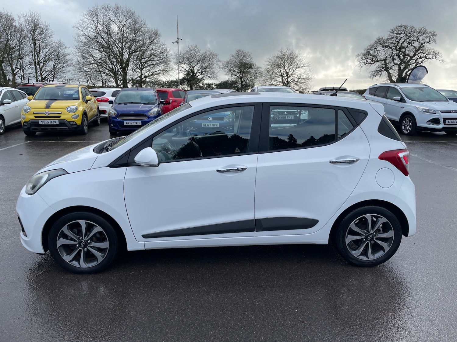 Used Hyundai i10 2015 for sale - 77351008: Photo 7