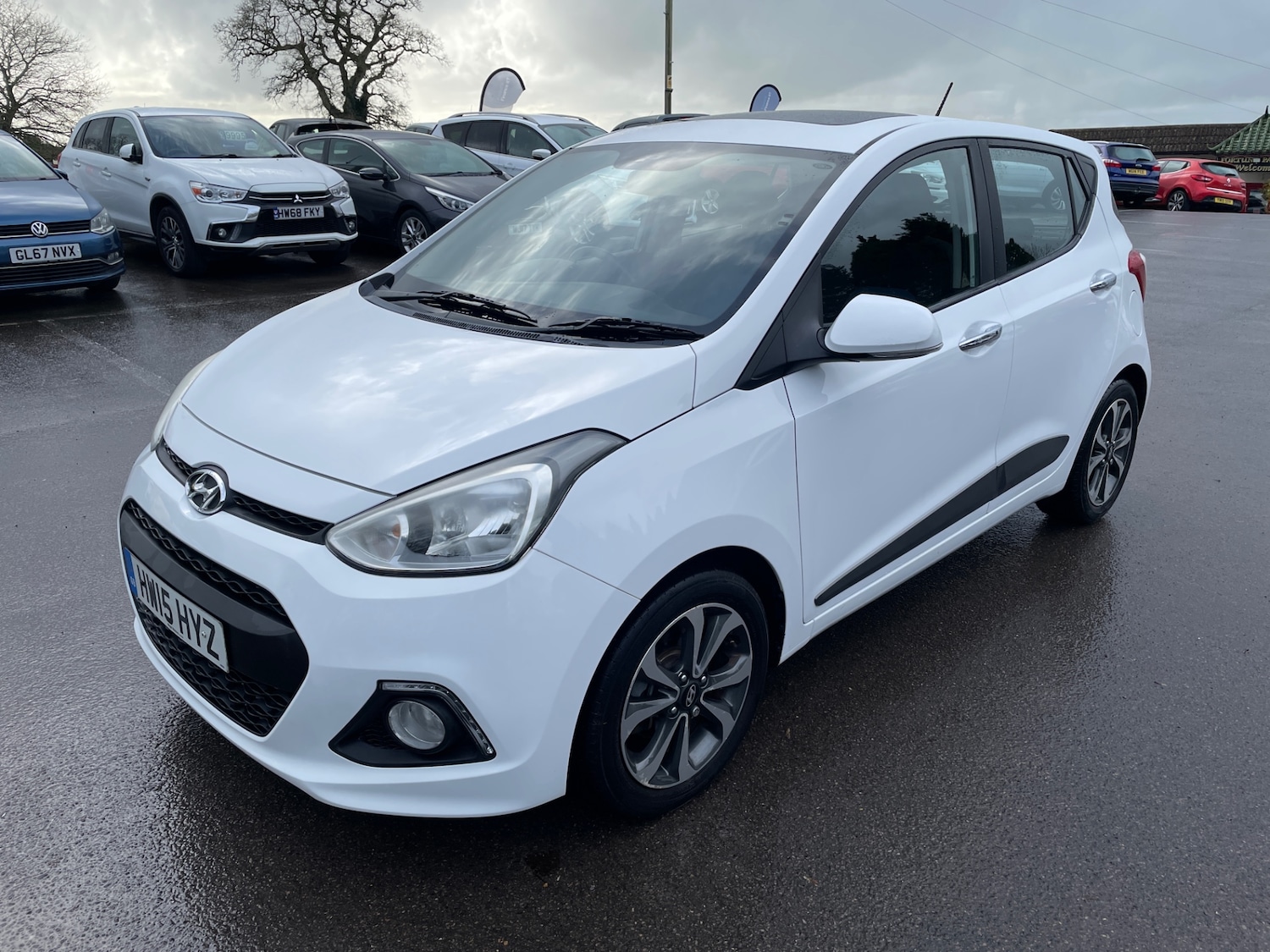 Used Hyundai i10 2015 for sale - 77351008: Photo 8