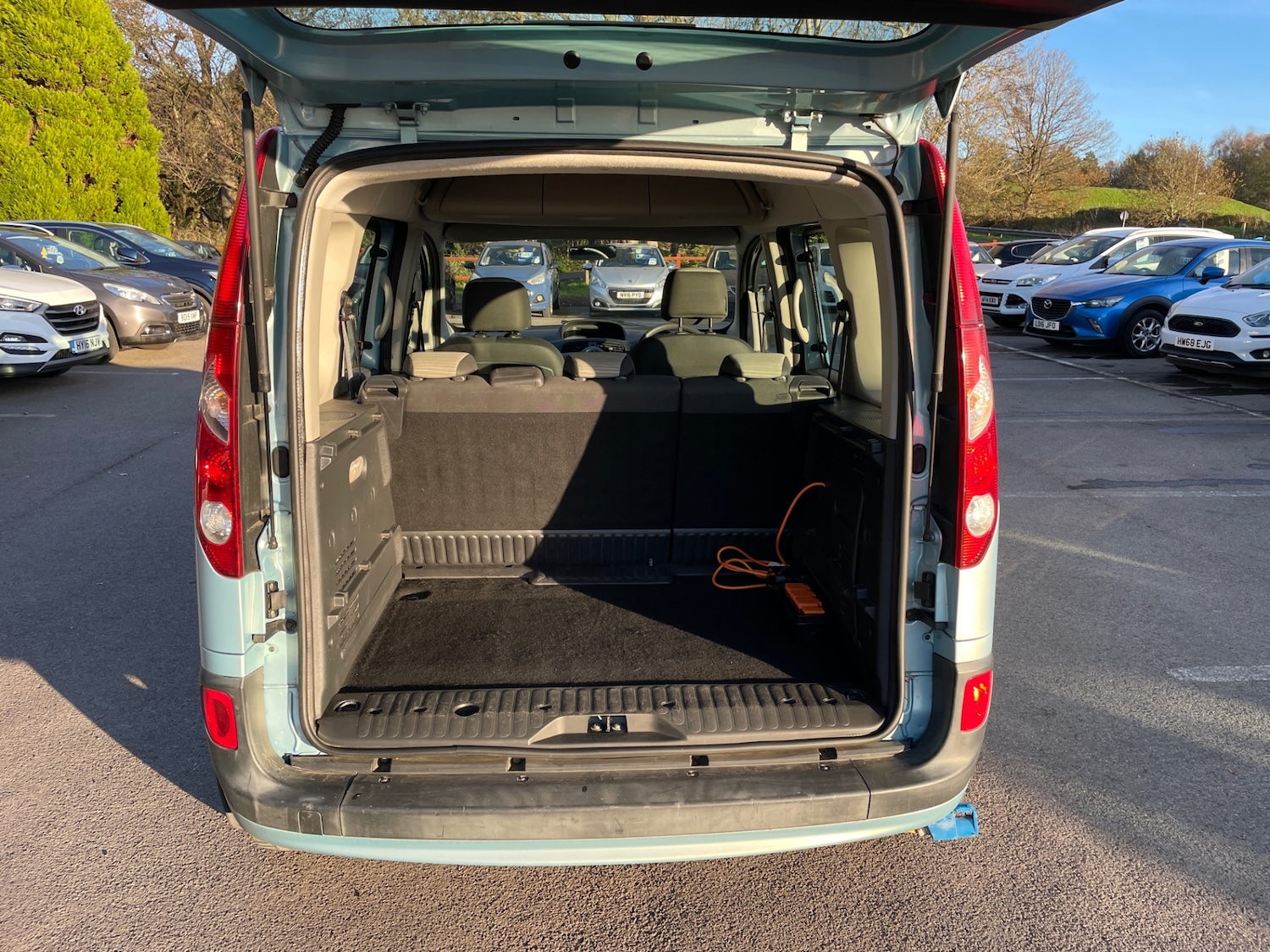 Used Renault Kangoo 2011 for sale - 76652266: Photo 5