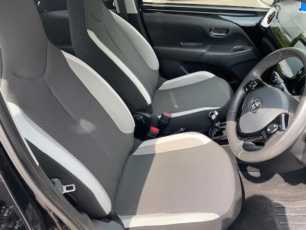 Used Toyota AYGO 2014 for sale - 74717904: Photo 12