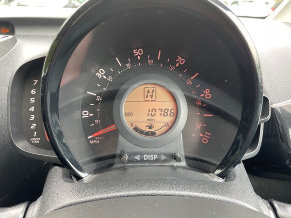 Used Toyota AYGO 2014 for sale - 74717904: Photo 22