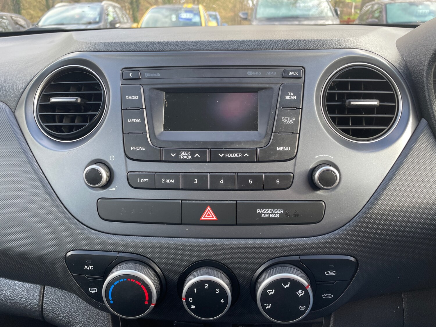 Used Hyundai i10 2019 for sale - 77260632: Photo 15