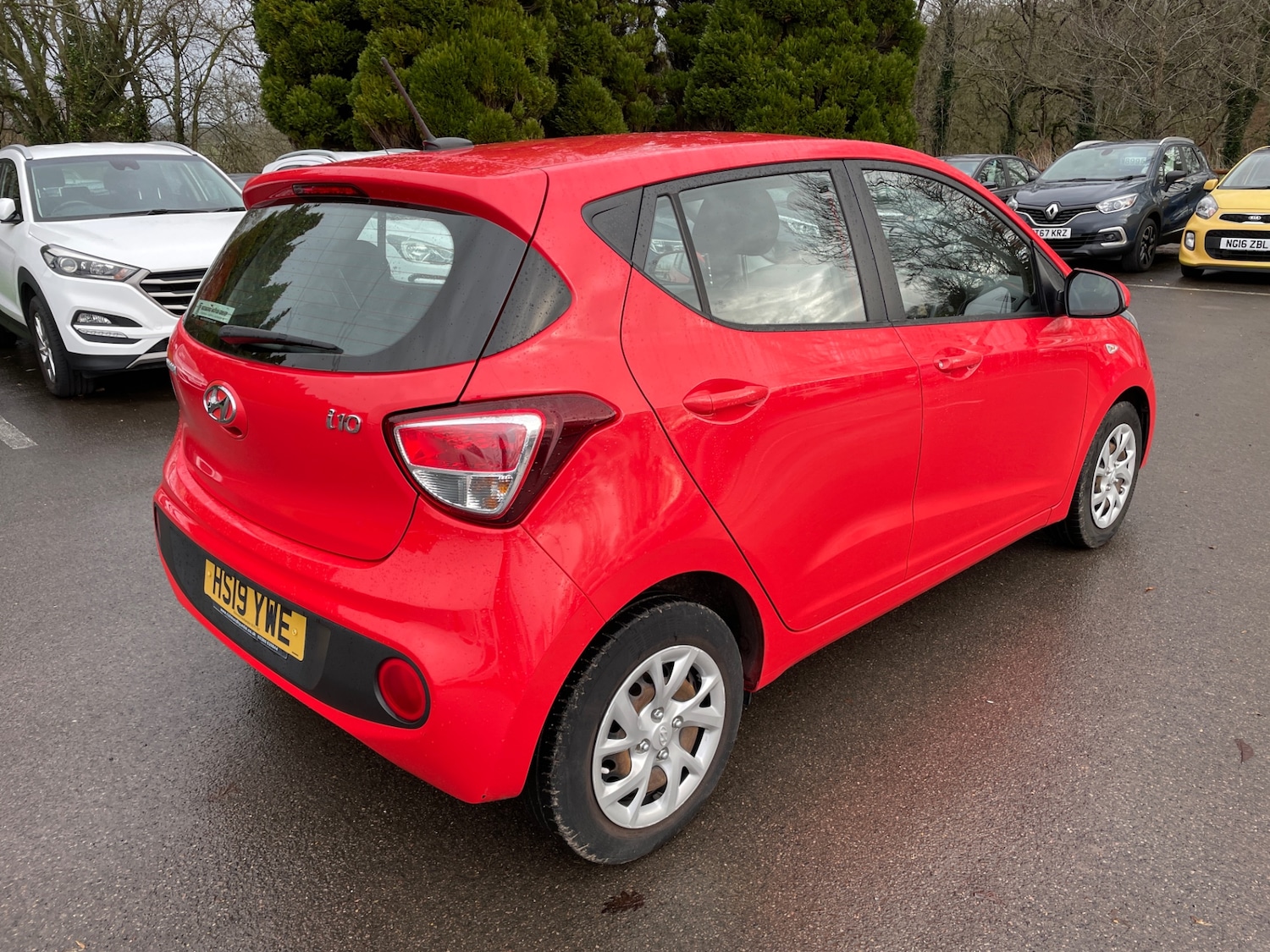 Used Hyundai i10 2019 for sale - 77260632: Photo 3
