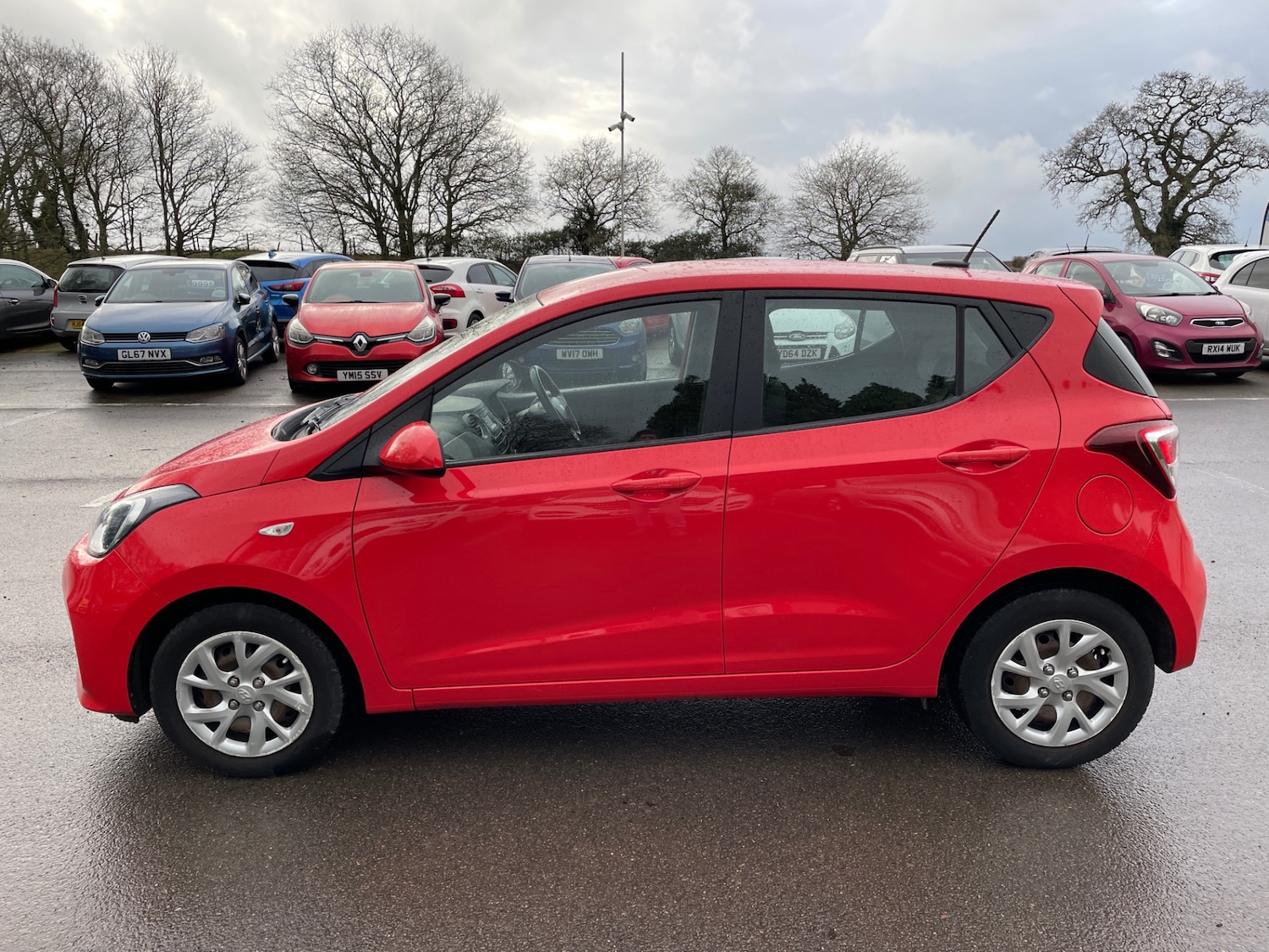Used Hyundai i10 2019 for sale - 77260632: Photo 4