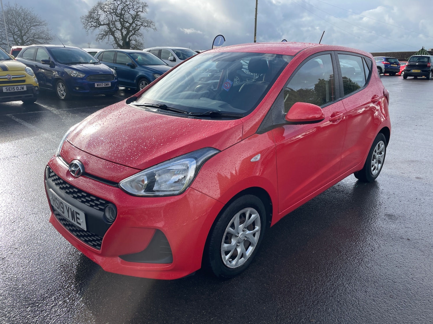 Used Hyundai i10 2019 for sale - 77260632: Photo 8