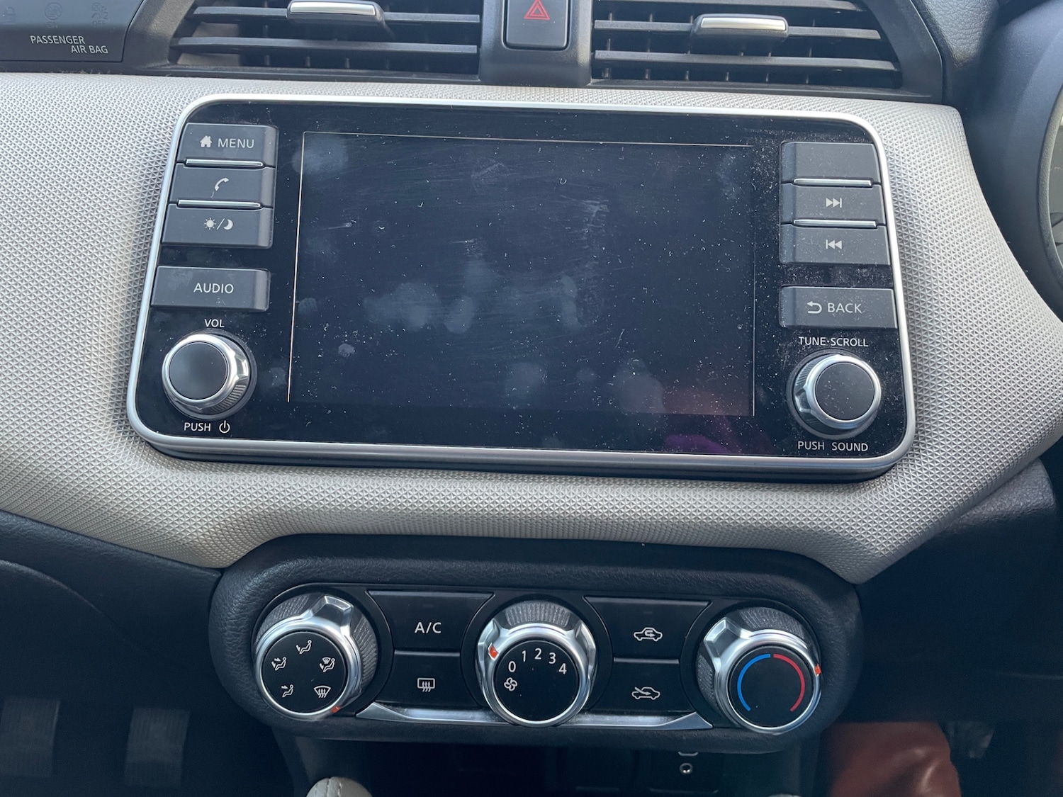 Used Nissan Micra 2019 for sale - 77353946: Photo 6