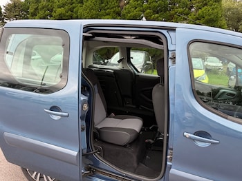 Used Peugeot Partner Tepee 2015 for sale - 79041910: Photo