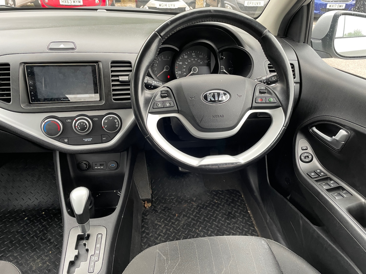 Used Kia Picanto 2014 for sale - 76275989: Photo 8