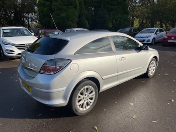 Used Vauxhall Astra 2010 for sale - 76362970: Photo