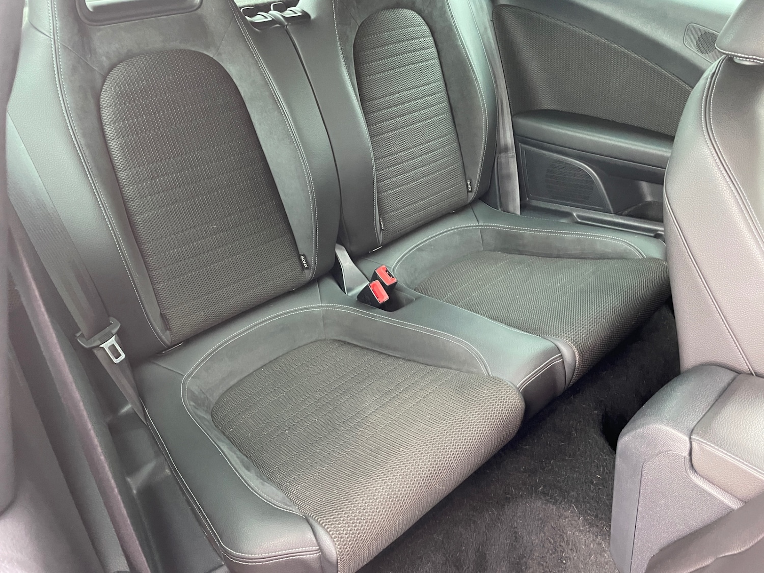 Used Volkswagen Scirocco 2014 for sale - 76273328: Photo 13