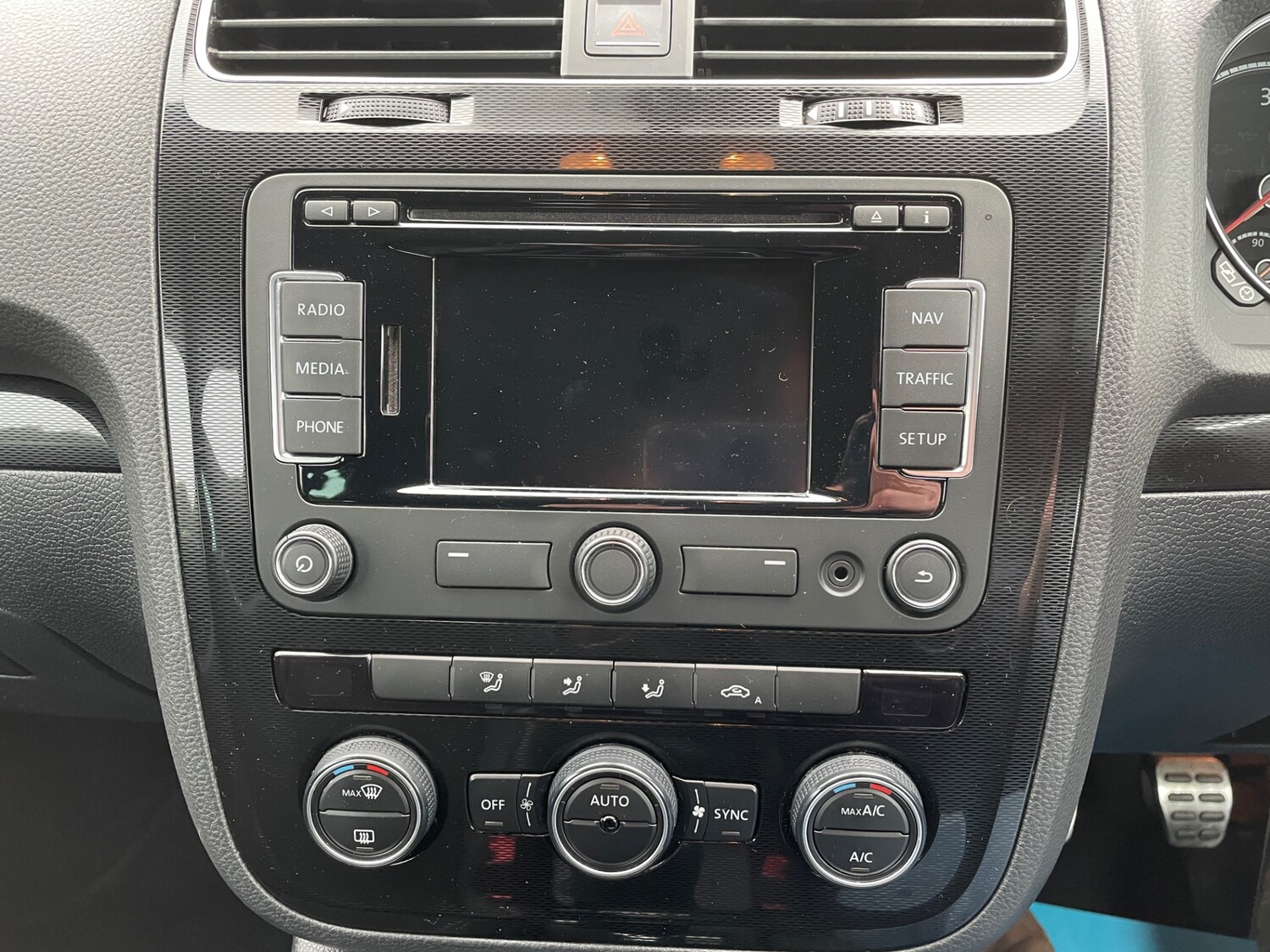 Used Volkswagen Scirocco 2014 for sale - 76273328: Photo 15