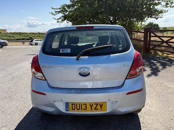 Used Hyundai i20 2013 for sale - 79382080: Photo
