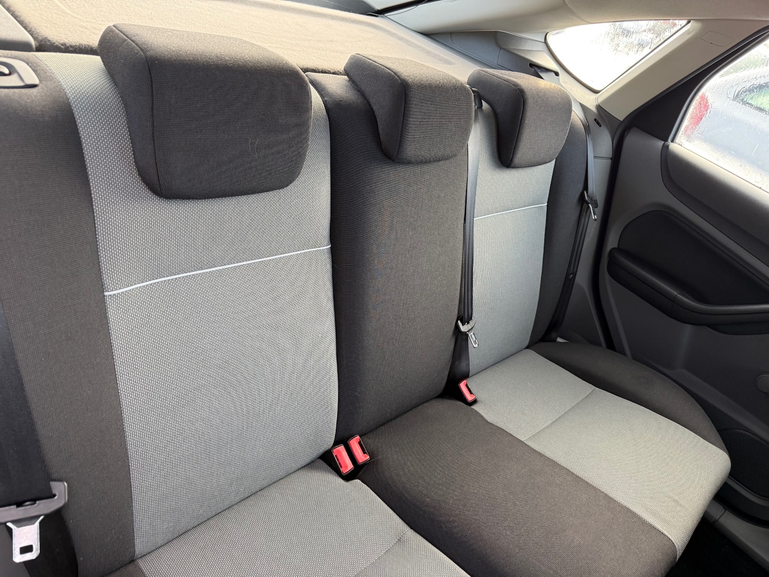 Used Ford Focus 2010 for sale - 77220301: Photo 14