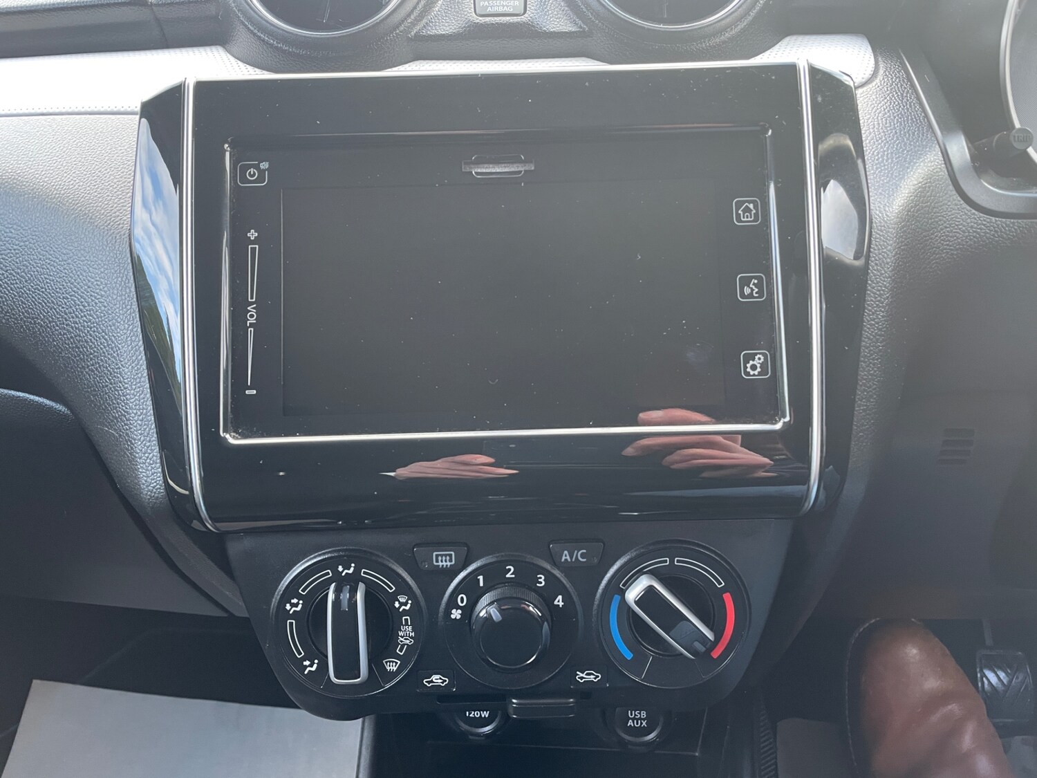 Used Suzuki Swift 2018 for sale - 77324672: Photo 15