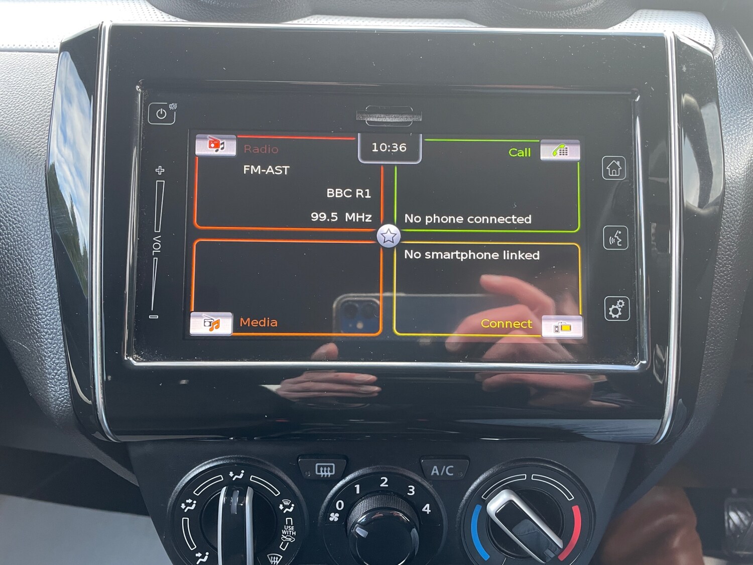 Used Suzuki Swift 2018 for sale - 77324672: Photo 17