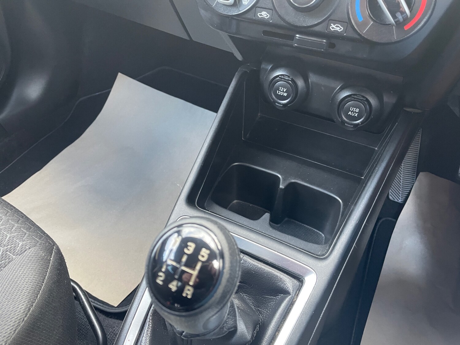 Used Suzuki Swift 2018 for sale - 77324672: Photo 18