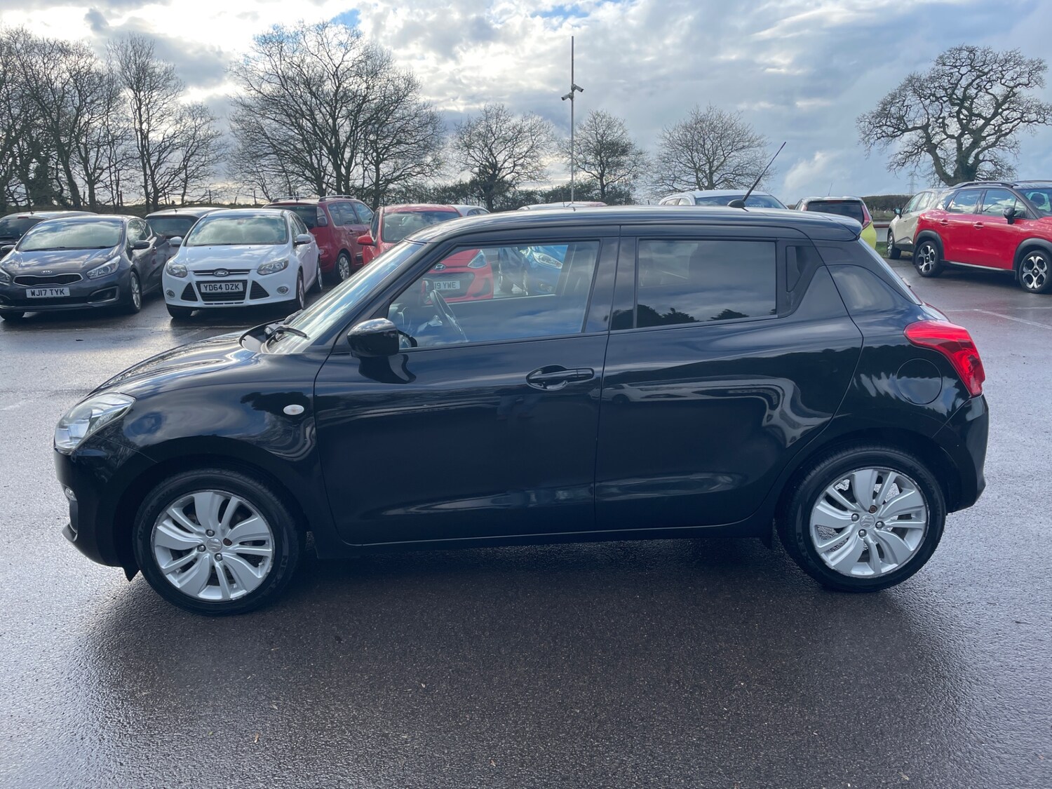 Used Suzuki Swift 2018 for sale - 77324672: Photo 7