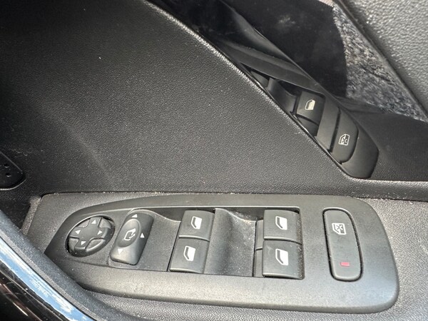 Used Peugeot 2008 2017 for sale - 72225831: Photo 24