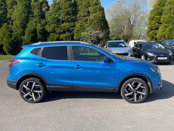 Used Nissan Qashqai 2017 for sale - 74317622: Photo