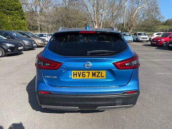 Used Nissan Qashqai 2017 for sale - 74317622: Photo