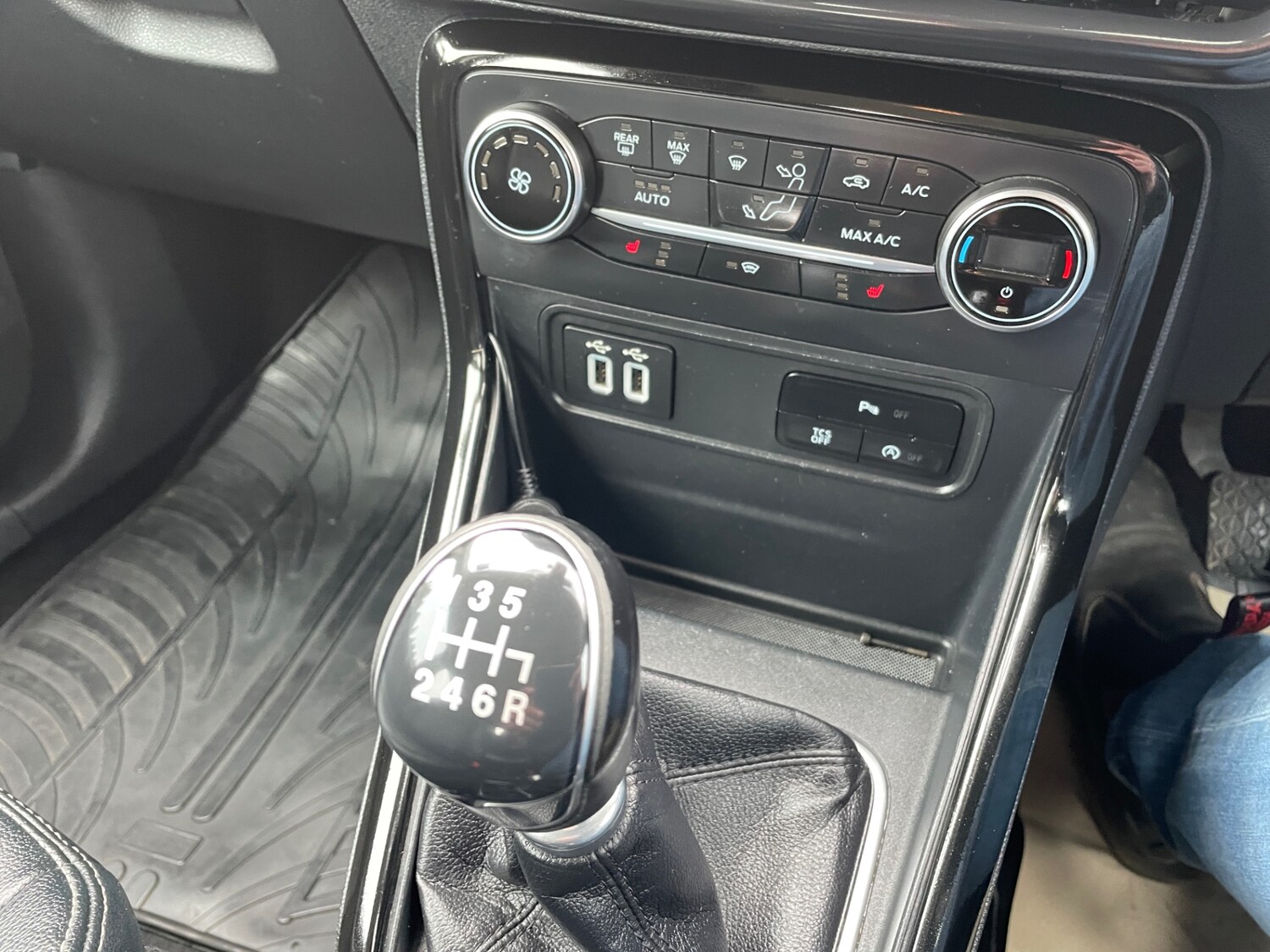 Used Ford Ecosport 2018 for sale - 77916066: Photo 19