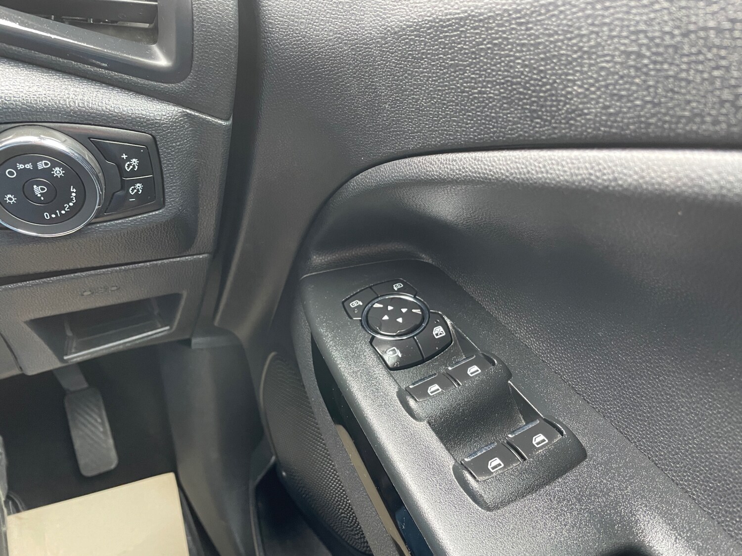 Used Ford Ecosport 2018 for sale - 77916066: Photo 21