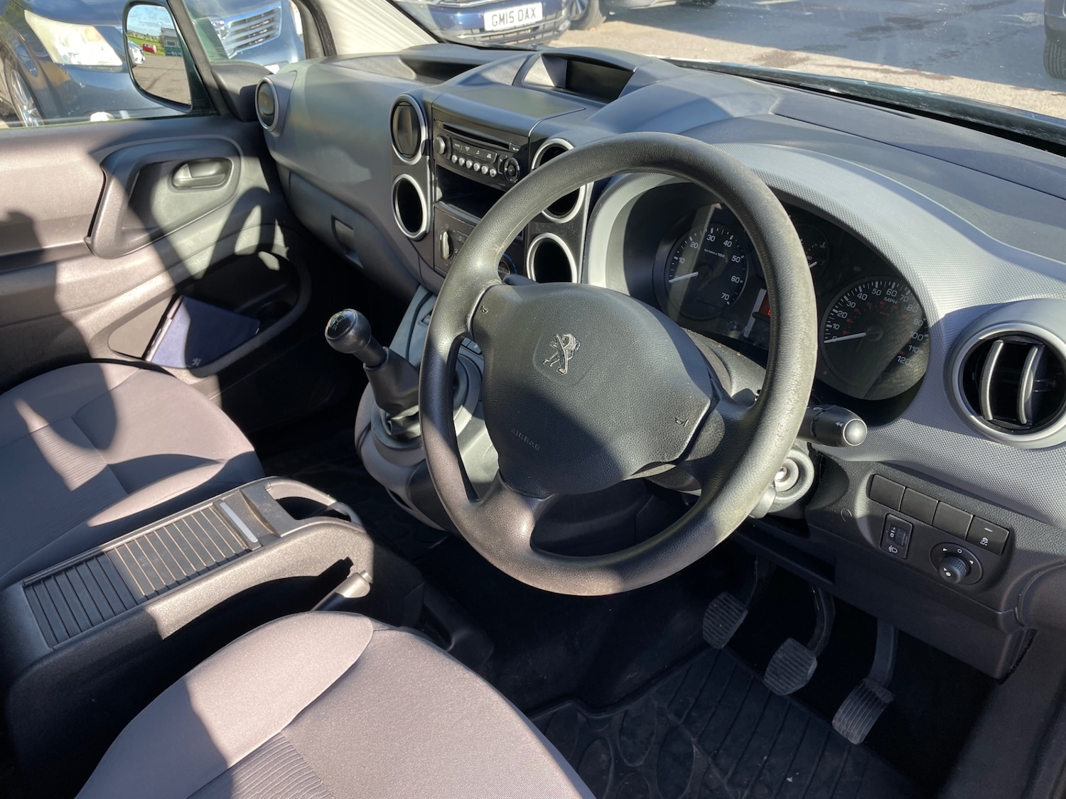 Used Peugeot Partner 2015 for sale - 76693653: Photo 11