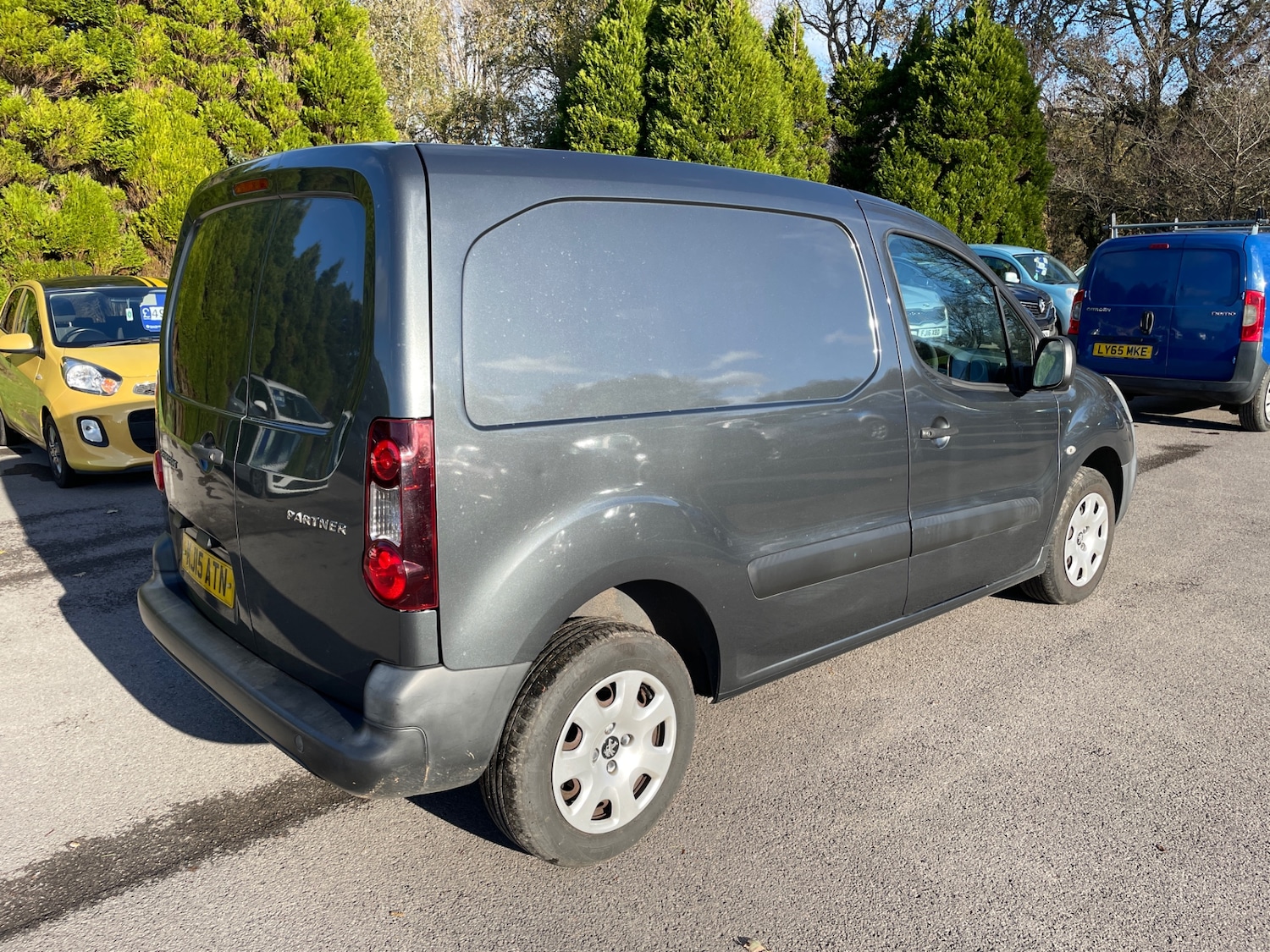 Used Peugeot Partner 2015 for sale - 76693653: Photo 3