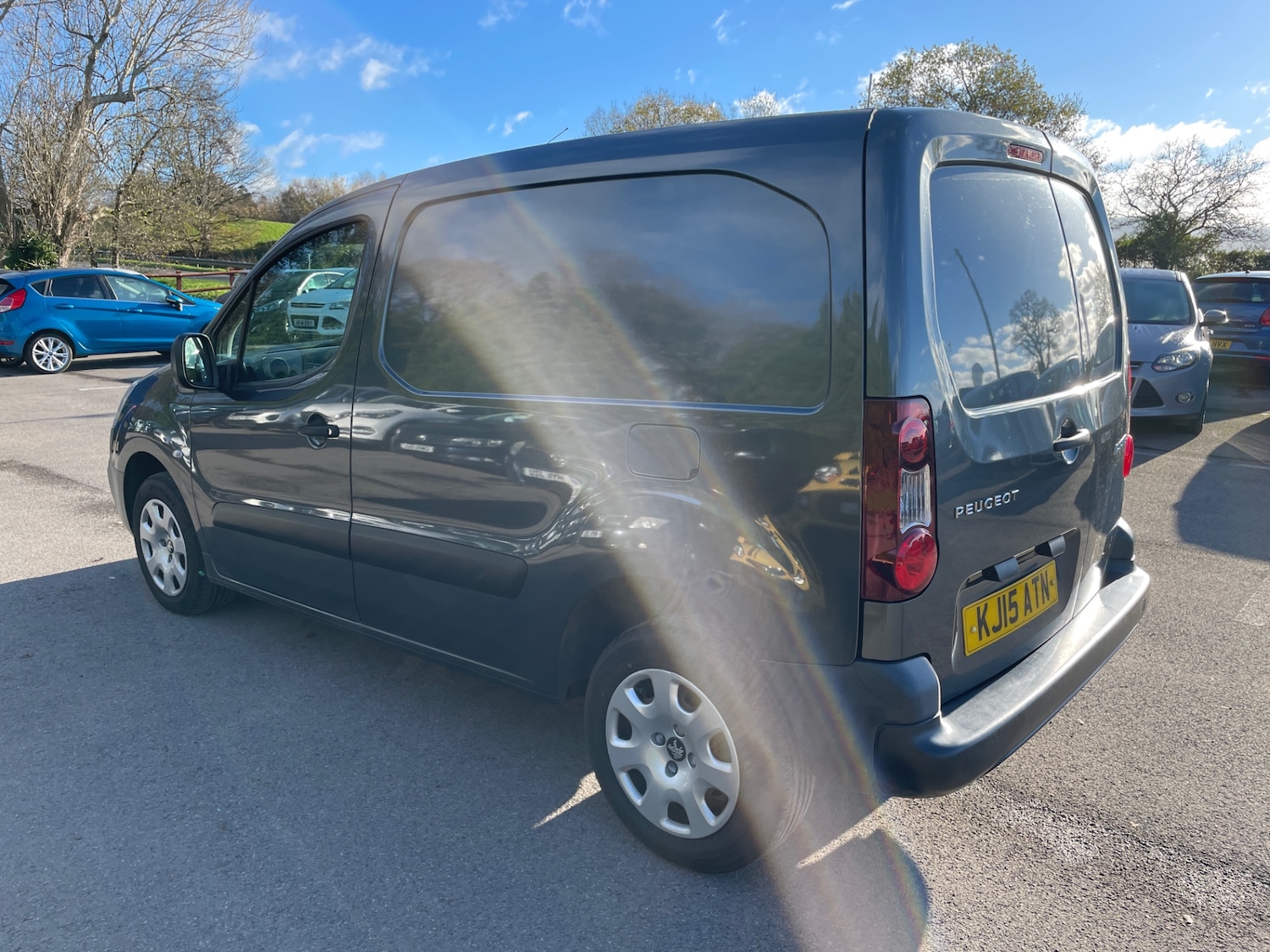 Used Peugeot Partner 2015 for sale - 76693653: Photo 7