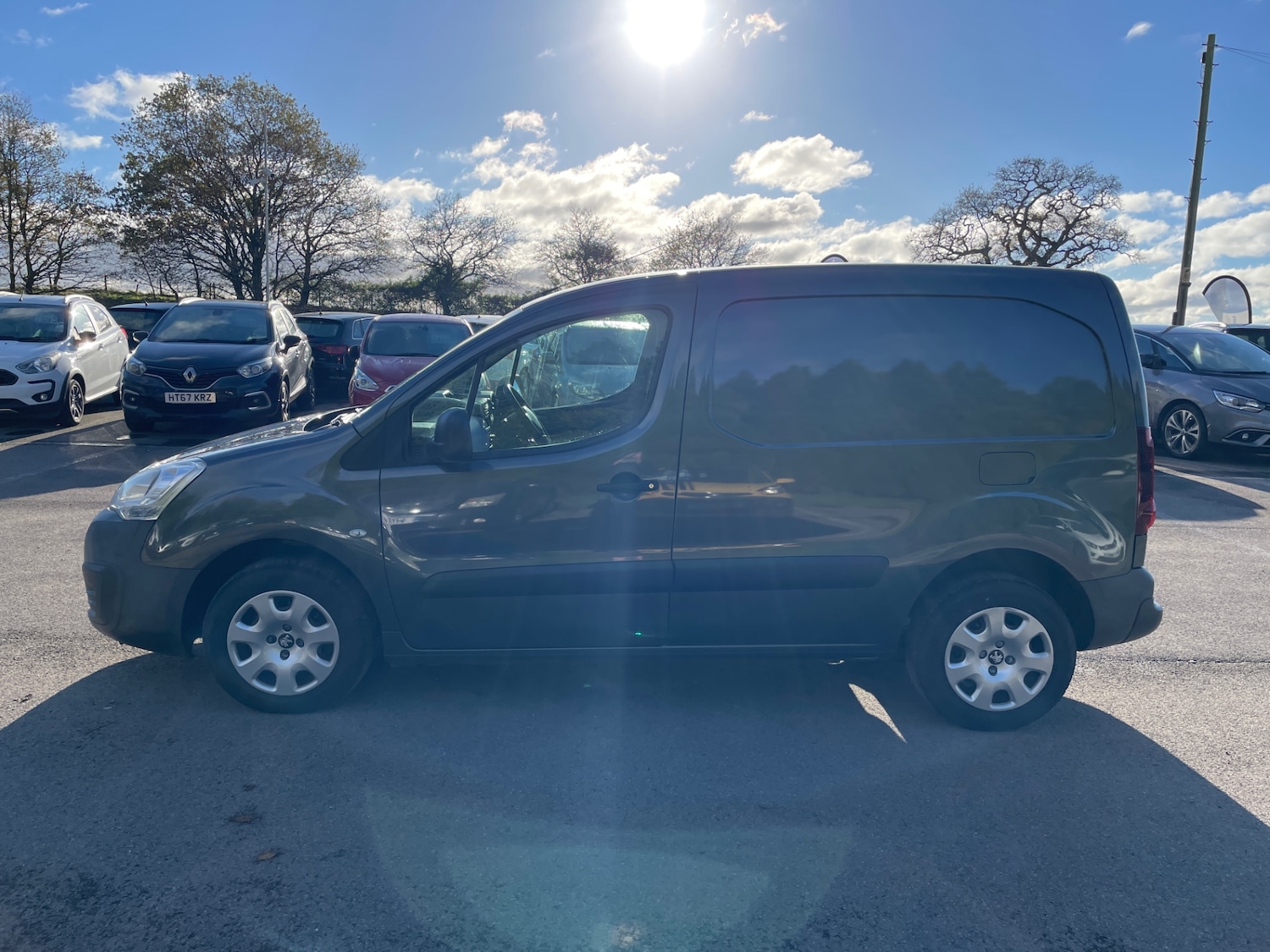 Used Peugeot Partner 2015 for sale - 76693653: Photo 8