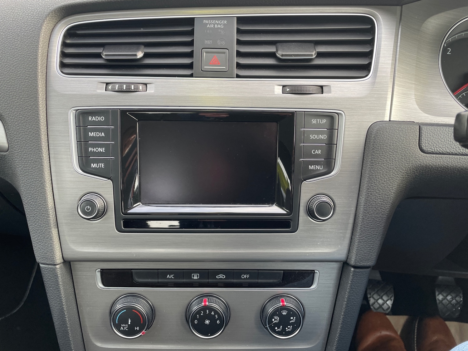 Used Renault Clio 2015 for sale - 77258377: Photo 15