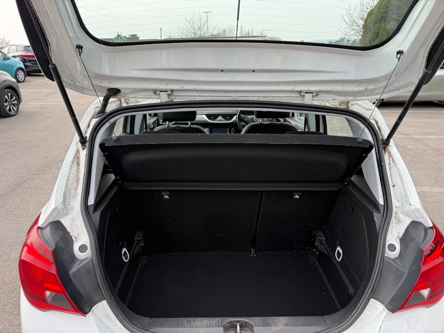 Used Vauxhall Corsa 2015 for sale - 77985063: Photo 5