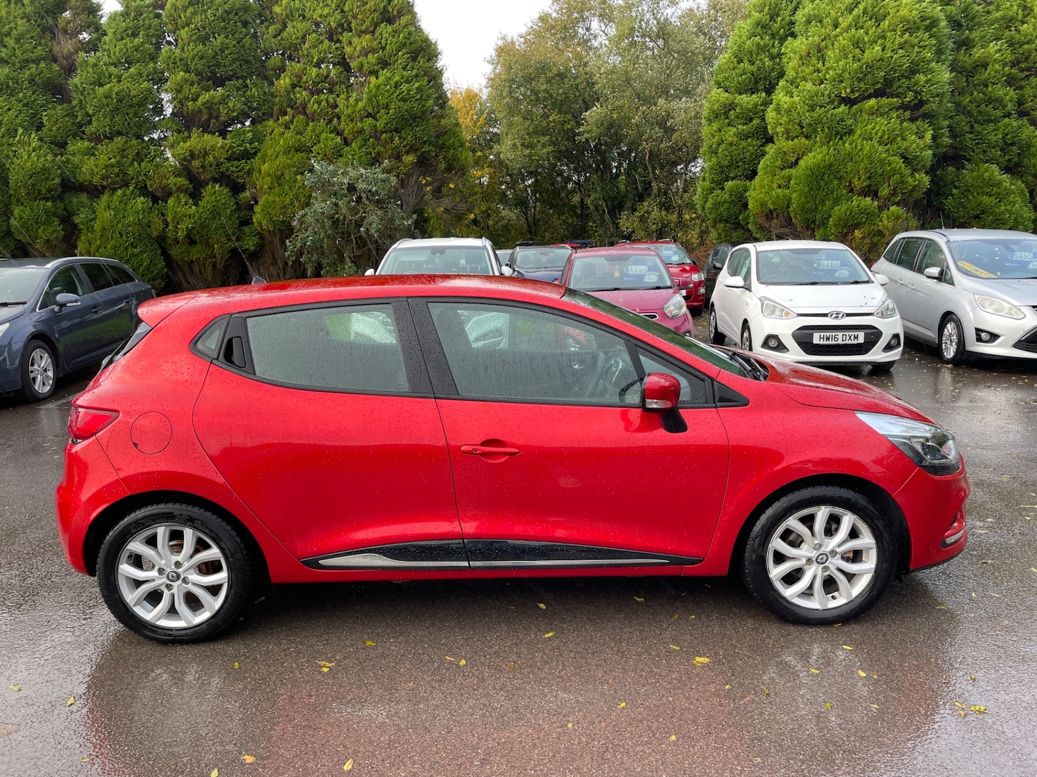 Used Renault Clio 2017 for sale - 76321735: Photo 2