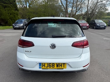 Used Volkswagen Golf 2018 for sale - 78289062: Photo