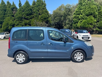 Used Peugeot Partner Tepee 2011 for sale - 79307820: Photo