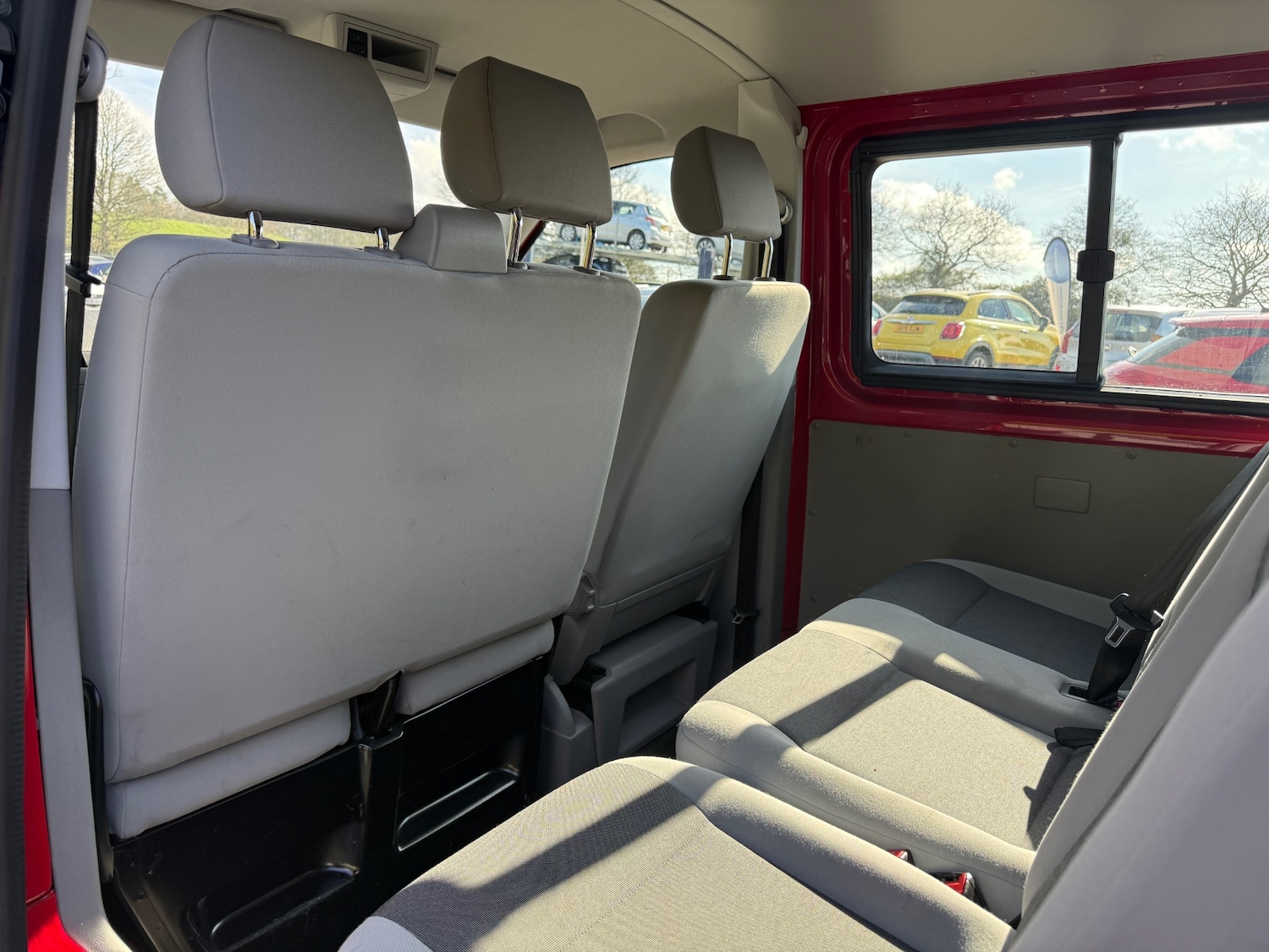 Used Volkswagen Transporter 2015 for sale - 77715447: Photo 18