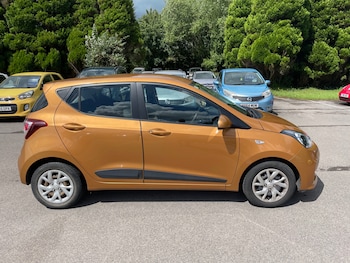 Used Hyundai i10 2017 for sale - 78667863: Photo