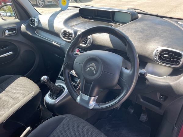 Used Citroen C3 Picasso 2015 for sale - 74525943: Photo 11