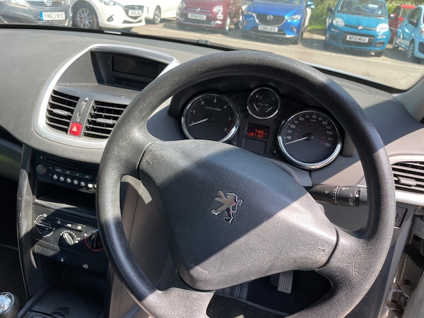 Used Peugeot 207 2009 for sale - 74537850: Photo 10
