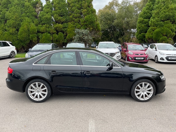 Used Audi A4 2015 for sale - 76207148: Photo 2