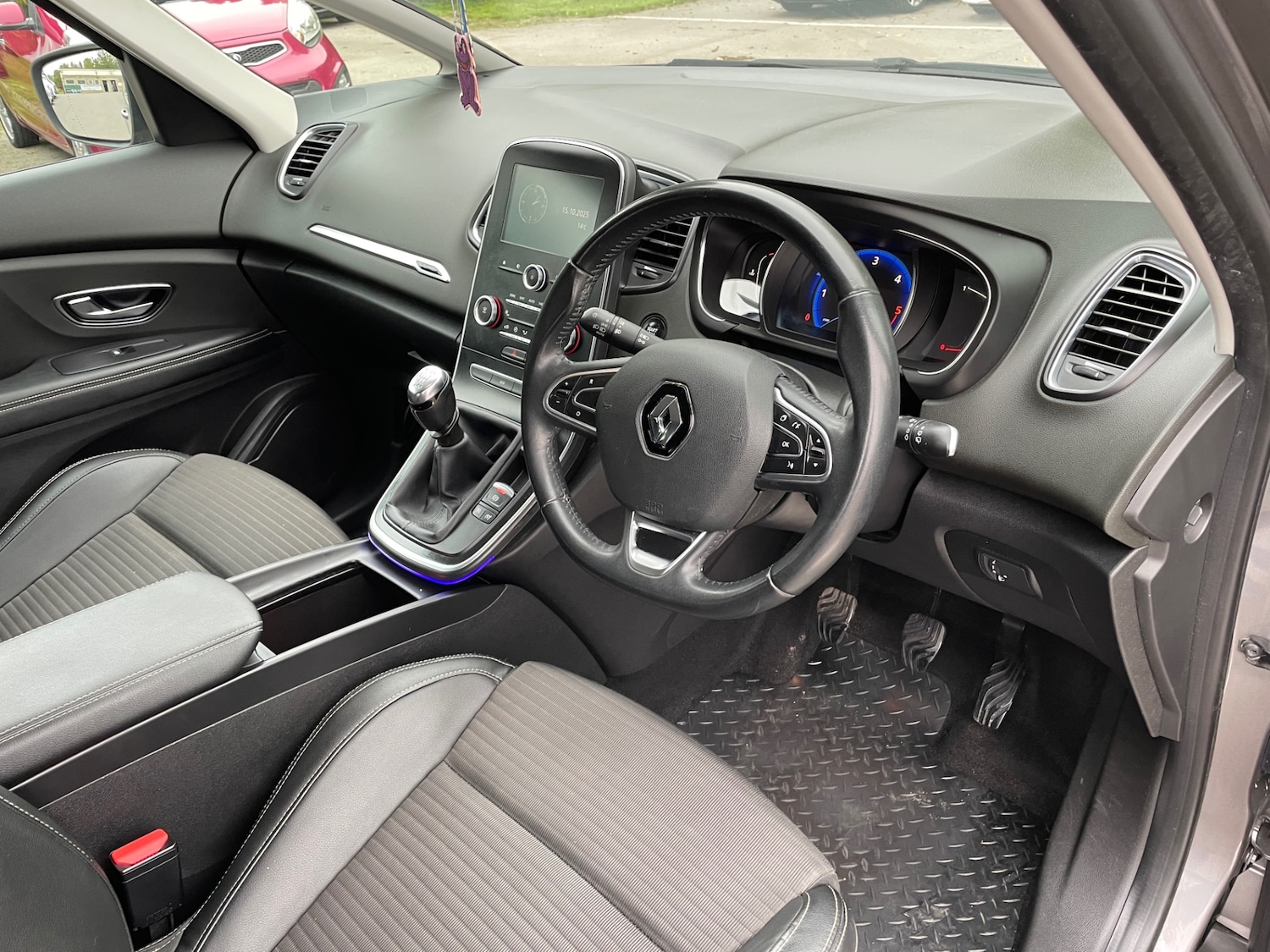 Used Renault Scenic 2016 for sale - 76275044: Photo 12